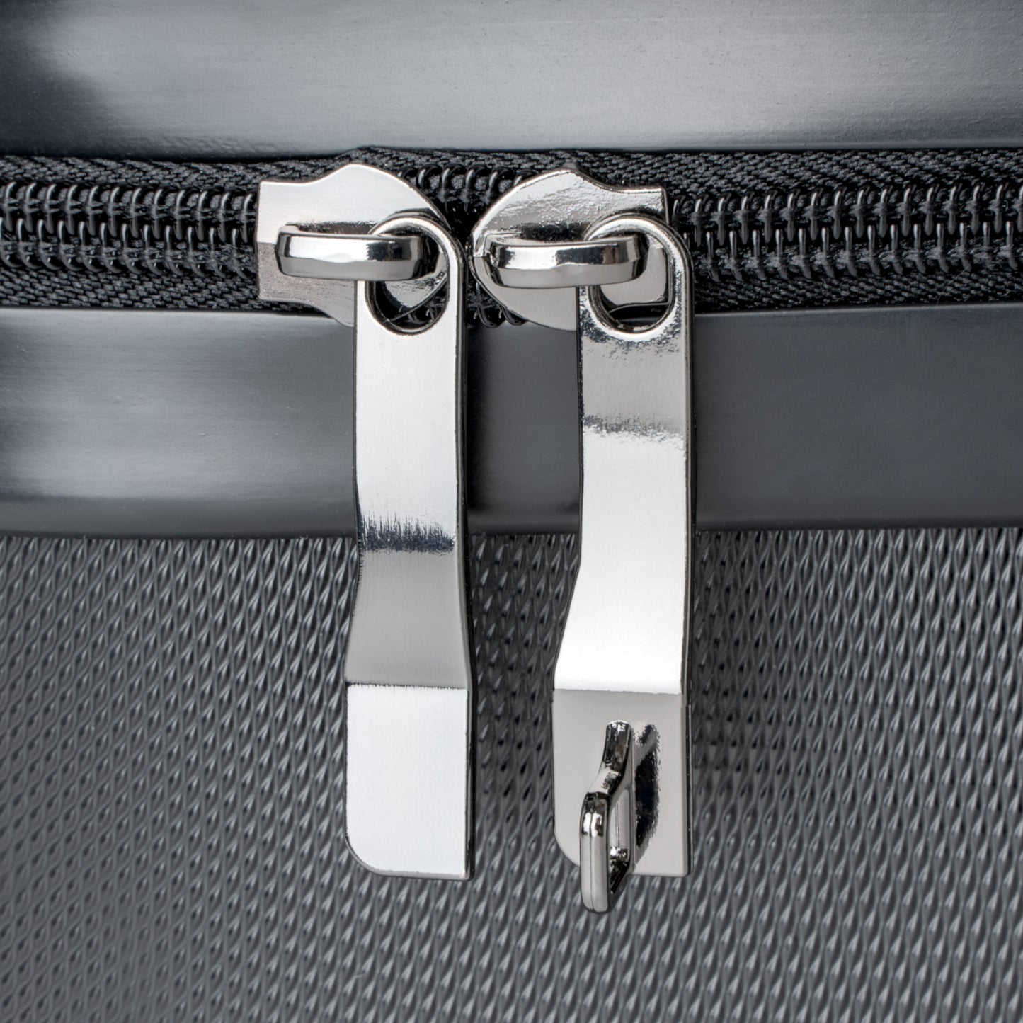 Happy Daisy Rolling Suitcase - Smiley Travel Luggage for Fun Adventures