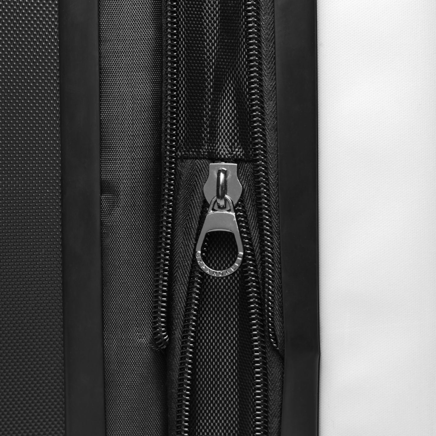 Happy Daisy Rolling Suitcase - Smiley Travel Luggage for Fun Adventures